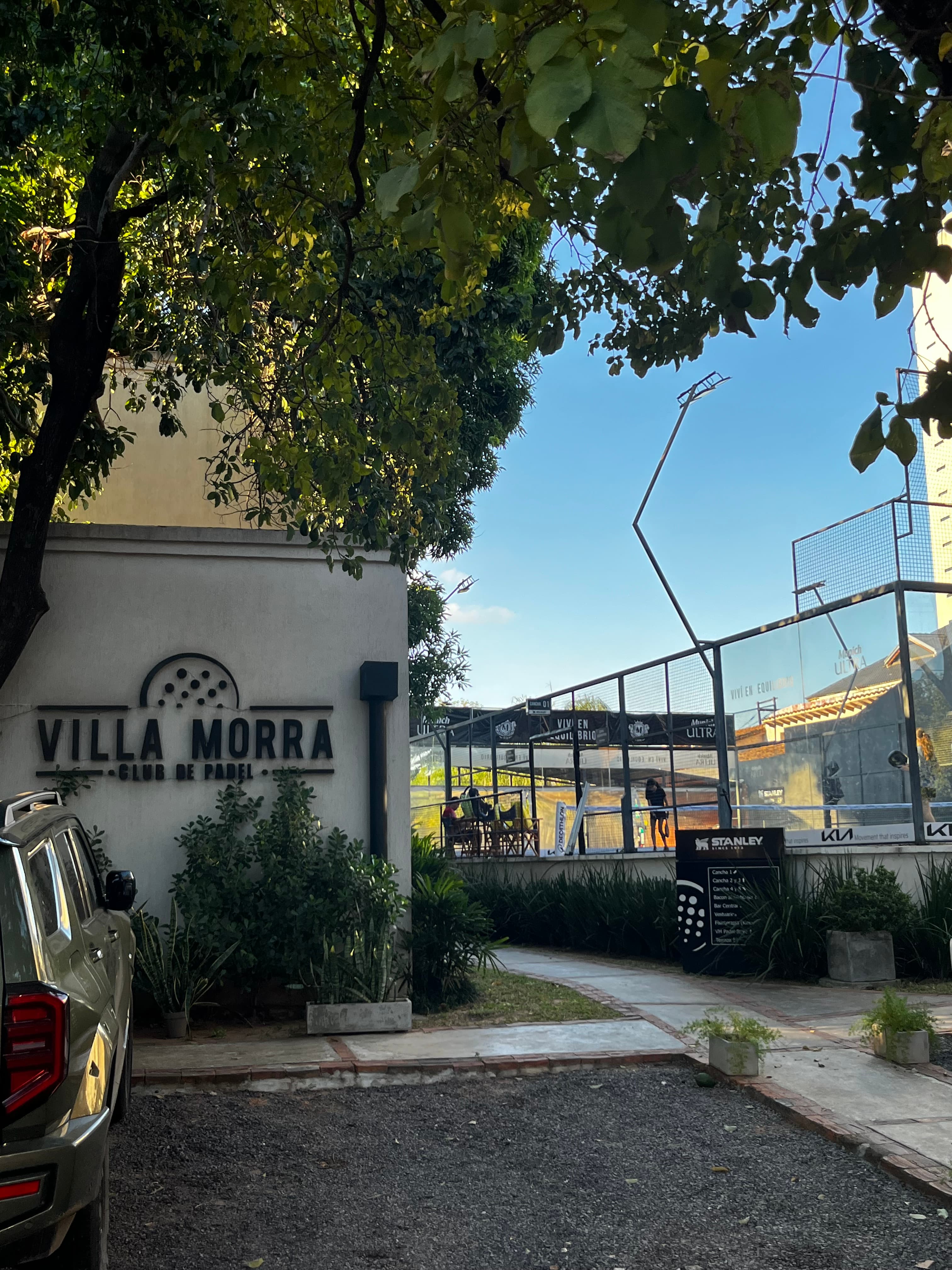 Villa Morra Padel Club